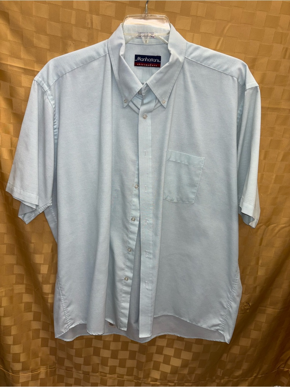 Manhattan Short-Sleeve Button-Down Shirt in Light Blue